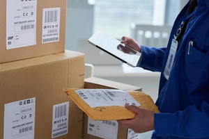 Bãi bỏ quy định miễn thuế hàng nhập khẩu dưới 1 triệu đồng gửi qua chuyển phát nhanh