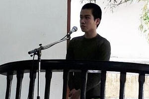 Quảng Nam: Gã trai lãnh 15 tháng tù vì tham chiếc điện thoại của bạn gái