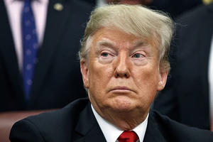 Ông Donald Trump làm tổng thống, đế chế kinh doanh sa sút