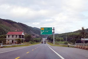 Mở rộng cao tốc La Sơn - Hòa Liên lên 4 làn xe với kinh phí hơn 3.000 tỷ đồng