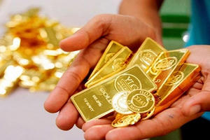 Giá vàng hôm nay 16/8: Có nên đầu tư vàng trong thời điểm này?