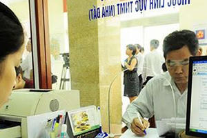 Bộ Tư pháp "tuýt còi" quy định bắt buộc đổi giấy phép lái xe