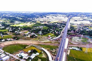 “Tối hậu thư” cho cao tốc lớn nhất phía Nam