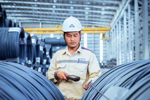 Tập đoàn Hòa Phát (HPG) báo doanh thu 9 tháng đạt hơn 4 tỷ USD, tăng trưởng 23%