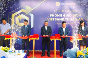 Vietbank và “cú đúp” trong ngày khai trương Điểm Giao dịch thứ 119 - Phòng Giao dịch Vietbank Thuận An