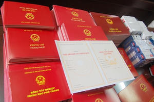 Kon Tum: Khởi tố nhiều cán bộ trong đường dây làm bằng cấp giả