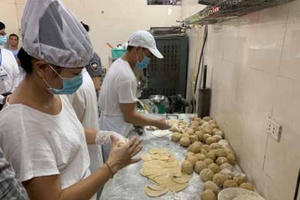 Căn cứ nào thu hồi Giấy chứng nhận cơ sở đủ điều kiện an toàn thực phẩm?