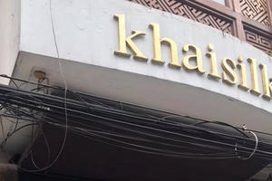 Hà Nội: Cửa hàng Khaisilk tạm ngừng kinh doanh để phục vụ công tác kiểm tra