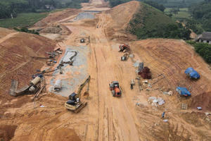 Ngành xây dựng nỗ lực giải ngân gần 60.000 tỷ đồng vốn đầu tư công trong 5 tháng cuối năm