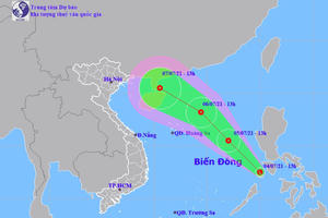 Ngày 5/7, dự báo áp thấp nhiệt đới trên Biển Đông, vùng biển từ Bình Thuận đến Cà Mau sóng to