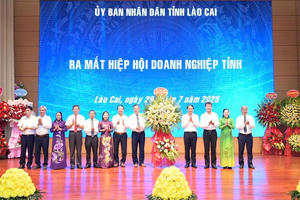 Lào Cai gặp mặt doanh nghiệp, nhà đầu tư trên địa bàn tỉnh năm 2025