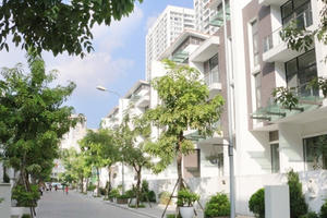Mãn nhãn với không gian sống xanh tại “khu phố nhà giàu” ở Hà Nội