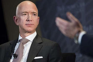 Sốc về số tiền kiếm được trong 60 giây của đại tỷ phú Jeff Bezos - bằng người khác đi làm 1,5 năm