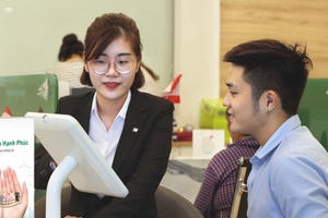 Nền tảng tài chính vững vàng với “Manulife - Hành trình hạnh phúc"