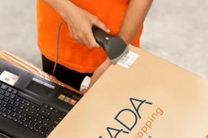 Lazada mất 40% lượng truy cập sau 15 tháng, bị Shopee và Tiki bỏ xa trên bản đồ thương mại điện tử Việt Nam