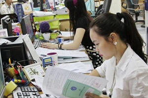 Lương công chức bậc cao nhất tương đương lương bộ trưởng