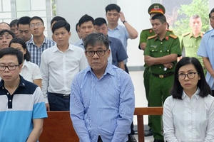 Người bị cáo buộc nhận hơn 51,8 tỷ đồng từ OceanBank khai gì?