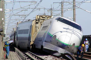 Vì sao tàu cao tốc 320km/h của Nhật có thể phanh 'nhanh như chớp' trong 1,3 giây khi có động đất?