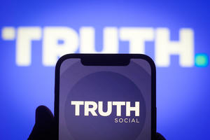 Cựu tổng thống Donald Trump được dự đoán từ bỏ Truth Social để quay trở về Twitter