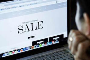 Dân buôn online sẵn sàng thức xuyên đêm để 'canh' Black Friday