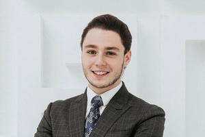 Quý tử của tỷ phú giàu thứ 11 nước Nga: Vẫn ở nhà thuê, đi tàu điện ngầm