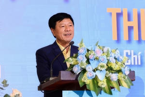 Tạm hoãn xuất cảnh đối với Chủ tịch Địa ốc Hoàng Quân