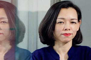 'Người đàn bà thép' FPT khuyên phụ nữ muốn phát triển sự nghiệp, làm sếp: Nếu có thể, hãy lấy người cùng công ty!