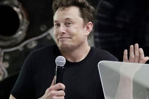 Elon Musk: “Apple không còn khiến mọi người sững sờ nữa”