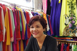 "Phút chới với" gắn Hải Yến với duyên nghiệp áo dài