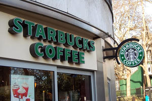 Câu chuyện kinh doanh Starbucks: Từ cửa hàng nhỏ ở Seattle đến thương hiệu cà phê toàn cầu