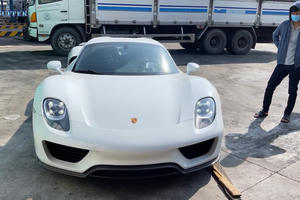 Siêu phẩm Porsche 918 Spyder chính thức có mặt tại Việt Nam