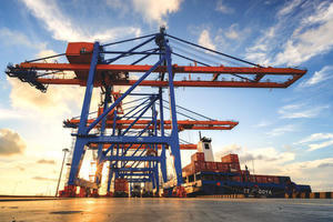 Doanh nghiệp cảng biển đang phục hồi trở lại