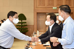 Đồng hành với doanh nghiệp trên tinh thần '3 không và 5 thật'