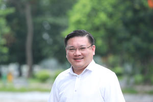 TS. Trần Khắc Tâm: "Cống hiến không mệt mỏi và không suy tính lợi ích cá nhân" 