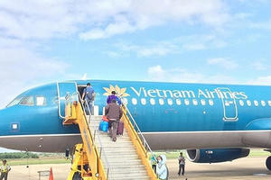 Lương ngành hàng không: Kẻ 240 triệu đồng, người chỉ 7 triệu