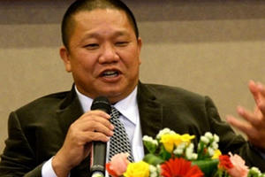 Doanh nghiệp thép lỗ nặng, đại gia Lê Phước Vũ lên núi ở ẩn, tỷ phú Trần Đình Long lãi lớn