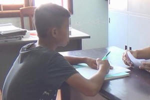 Vụ tạm giam người dưới 18 tuổi tại Bình Phước: Luật pháp nào coi hành vi thay đổi lời khai là 'cản trở điều tra'?