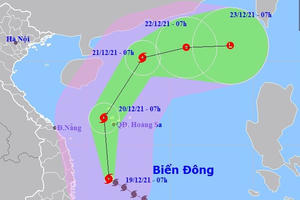 Bão Rai đổi hướng, đi qua quần đảo Hoàng Sa