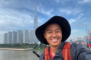 Hành trình xuyên Việt của CEO Nguyễn Văn Quân – Quân DC: Khi những bước chân trở thành bài học làm người