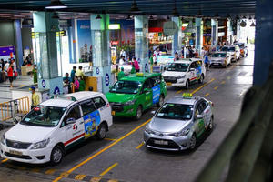 Nhà xe Sân bay Tân Sơn Nhất kinh doanh lời lãi ra sao?