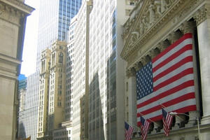 Sợ vỡ nợ vì Covid-19, các ngân hàng lớn nhất phố Wall tích trữ hơn 19 tỷ USD tiền mặt