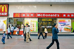 'Cơn bão' virus Vũ Hán làm khổ những gã khổng lồ thế giới