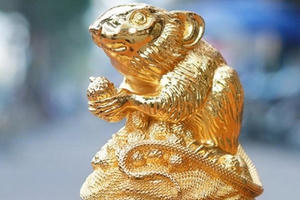 Cẩn trọng khi mua đồ mạ vàng trưng ngày Tết