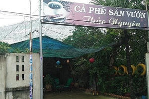 Bình Dương: 1 tháng, công an phường "ập vào" quán cà phê kiểm tra 5 lần