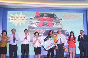 Giải thưởng Sanest Khánh Hòa: Một khách hàng tại TP. Nha Trang trúng ô tô Fortuner