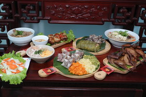 Madam Nhung: “Bà tiên” của những “nàng lọ lem” mùa tết