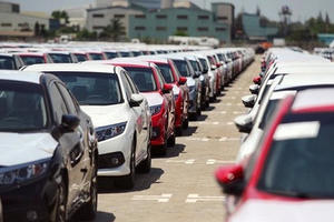 Người Việt chi gần 60 triệu USD nhập khẩu ôtô trong một tuần