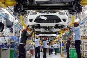 Đề xuất giảm 50% lệ phí trước bạ với ô tô sản xuất, lắp ráp trong nước