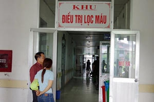 Vụ 8 người tử vong khi chạy thận: Triệu tập Giám đốc công ty sửa máy lọc nước