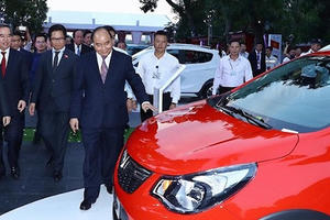 Nóng tuần qua: Điều bất ngờ trong sự kiện náo động Hà Nội của ông Phạm Nhật Vượng